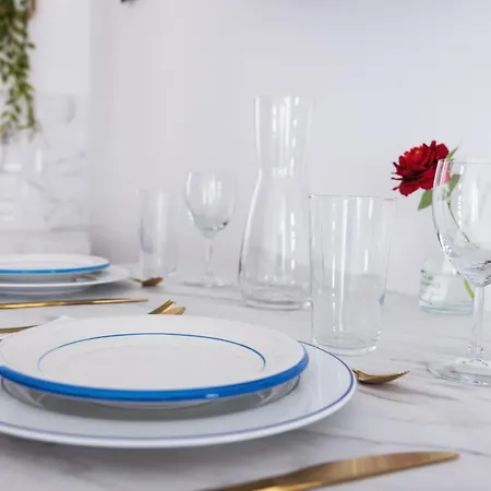 Le Requiem -terrasse -climatisation -gare Appartement