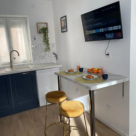 Appartement Le Requiem -terrasse -climatisation -gare